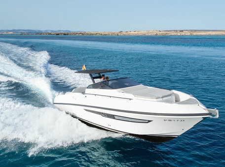 Rent Rio Daytona 34 Goa 9 in Ibiza