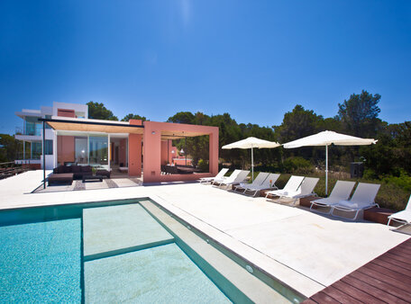 Rent Villa Flower in Ibiza